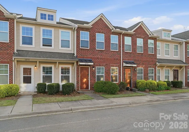 Homes for sale in Charlotte, NC | 12755 Livengood Ln, Charlotte, NC 28269 | MLS# 4364491
