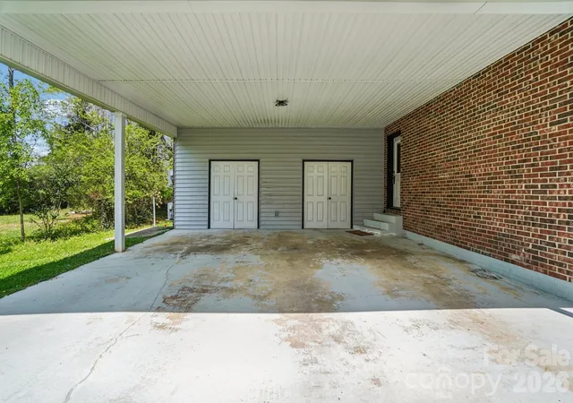 43rd image of 710 Heatherwood Dr, Hendersonville, NC 28792 | MLS# 4364577
