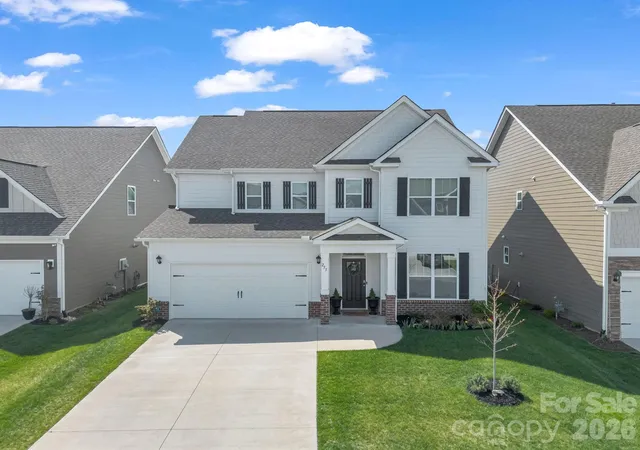1st image of 255 Fox Cove Rd, Hendersonville, NC 28792 | MLS# 4364632