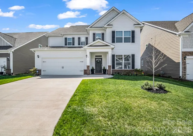 4th image of 255 Fox Cove Rd, Hendersonville, NC 28792 | MLS# 4364632