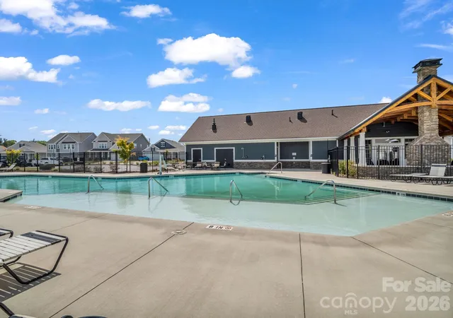 47th image of 255 Fox Cove Rd, Hendersonville, NC 28792 | MLS# 4364632