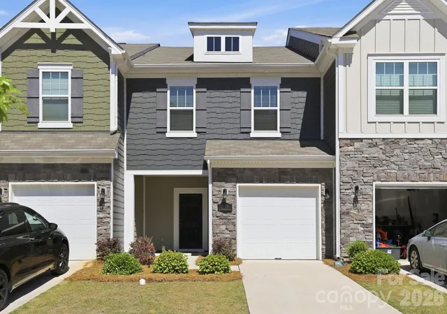 Homes for sale in Matthews, NC | 275 Harpers Run Ln, Matthews, NC 28104 | MLS# 4364633