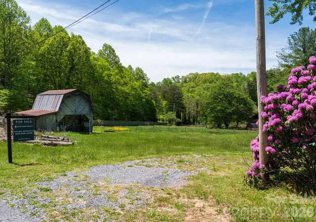 3rd image of 838 Hidden Valley Rd, Clyde, NC 28721 | MLS# 4364695