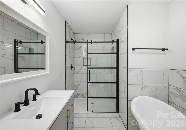 5th image of 1413 Hateras Ave, Charlotte, NC 28216 | MLS# 4364708