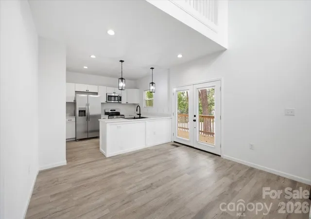Photo 4 of Single family home for sale at 1413 Hateras Ave, Charlotte, NC 28216 | MLS# 4364708 | Listing updated on 2026-08-31