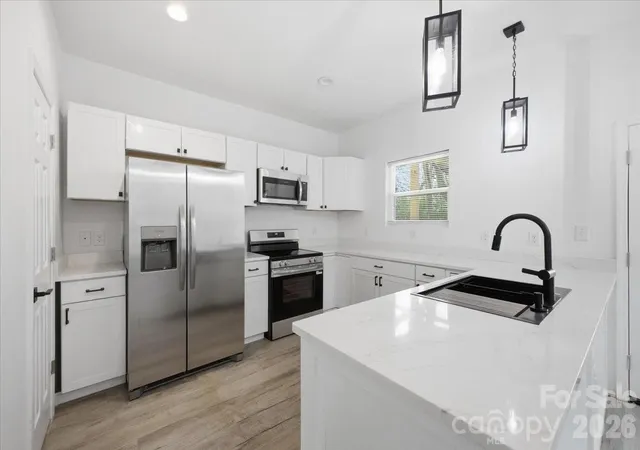 3rd image of 1413 Hateras Ave, Charlotte, NC 28216 | MLS# 4364708