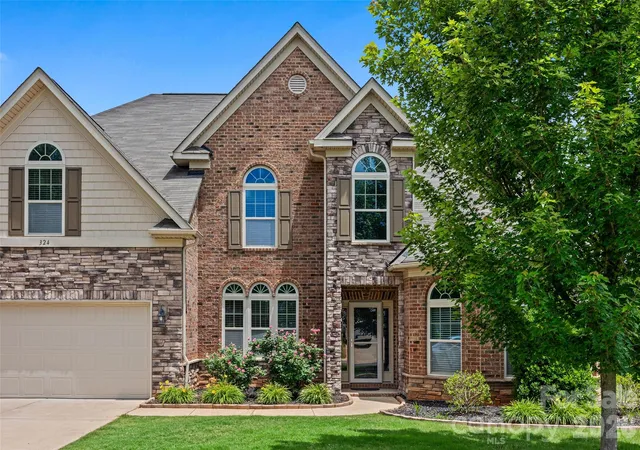 1st image of 324 Kerrydale Ct, Clover, SC 29710 | MLS# 4364709