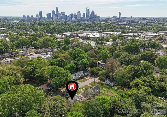 Photo 3 of Single family home for sale at 2629 Ringwood St, Charlotte, NC 28208 | MLS# 4364721 | Listing updated on 2026-10-05