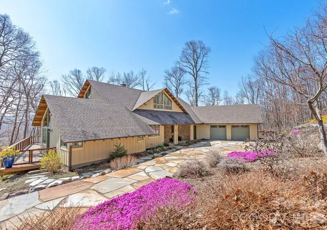Homes for sale in Swannanoa, NC | 588 Long Branch Rd, Swannanoa, NC 28778 | MLS# 4364788