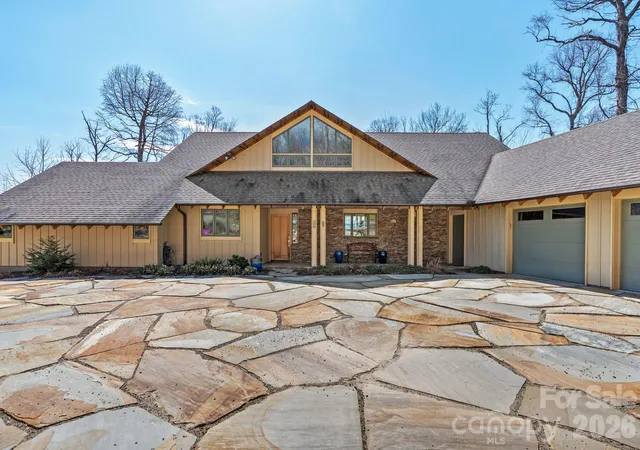 Photo 1 of Single family home for sale at 588 Long Branch Rd, Swannanoa, NC 28778 | MLS# 4364788 | Listing updated on 2026-08-27