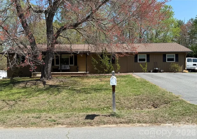 1st image of 3309 40th Avenue Pl Ne, Hickory, NC 28601 | MLS# 4364817