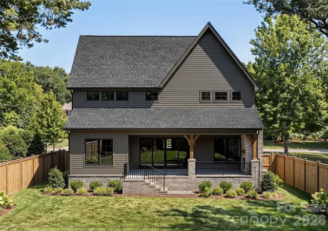 2nd image of 1646 Arnold Dr, Charlotte, NC 28205 | MLS# 4364847