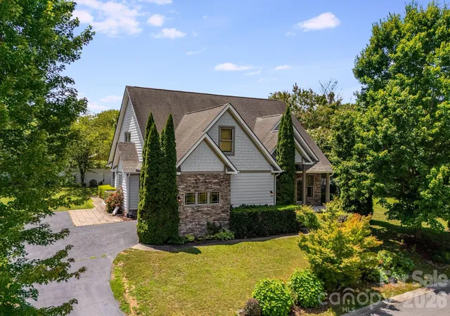 3rd image of 4 Amaretto Dr, Candler, NC 28715 | MLS# 4364871