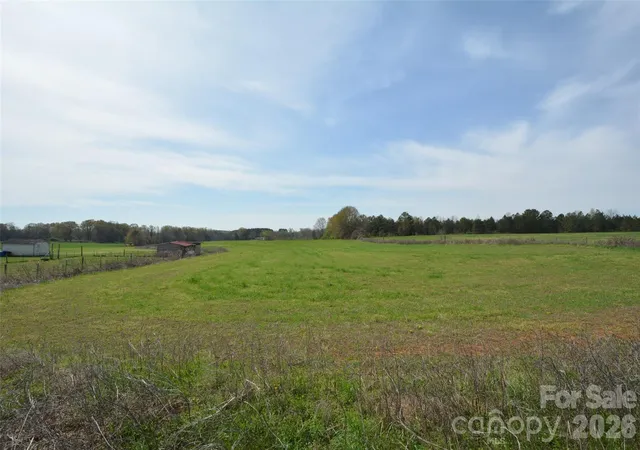 Homes for sale in Mooresboro, NC | 2431 Mccraw Rd, Mooresboro, NC 28114 | MLS# 4364957
