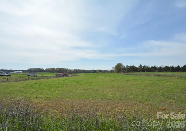Homes for sale in Mooresboro, NC | 2431 Mccraw Rd, Mooresboro, NC 28114 | MLS# 4364957