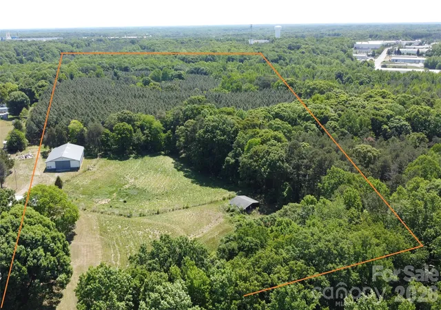 1st image of 136 Arabian Dr, Mooresville, NC 28115 | MLS# 4365083
