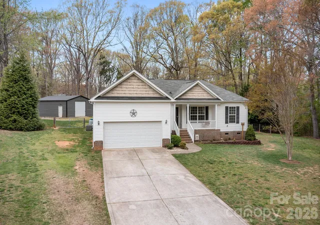 Homes for sale in Lincolnton, NC | 1667 Warwick Ct, Lincolnton, NC 28092 | MLS# 4365135