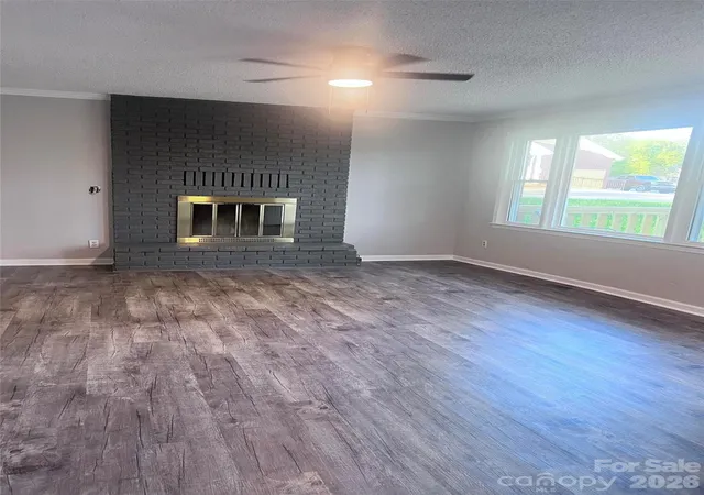 Photo 2 of Single family home for sale at 400 Chatham Ave, Gaffney, SC 29340 | MLS# 4365144 | Listing updated on 2026-09-21