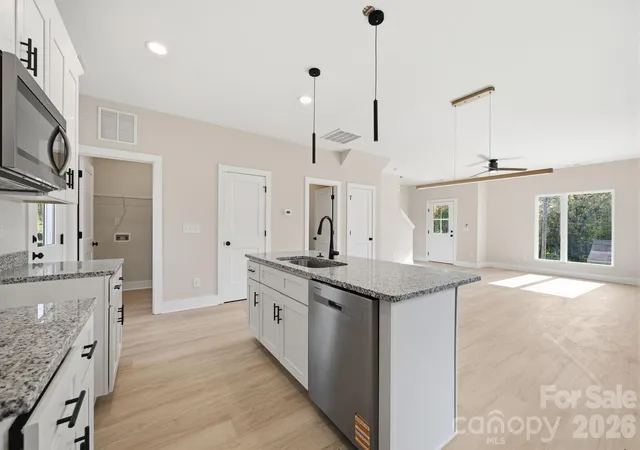 4th image of 1433 Hilltop St, Albemarle, NC 28001 | MLS# 4365166