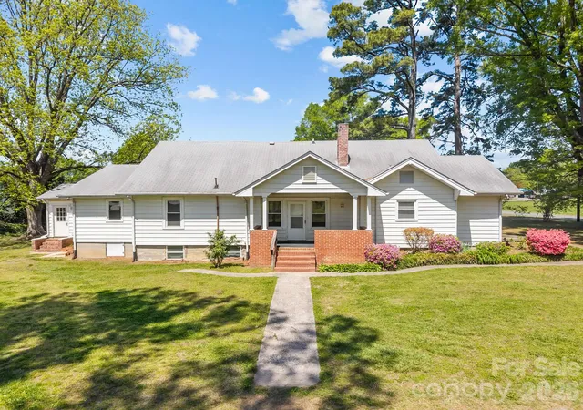 1st image of 1311 Jenkins Rd, Gastonia, NC 28052 | MLS# 4365183