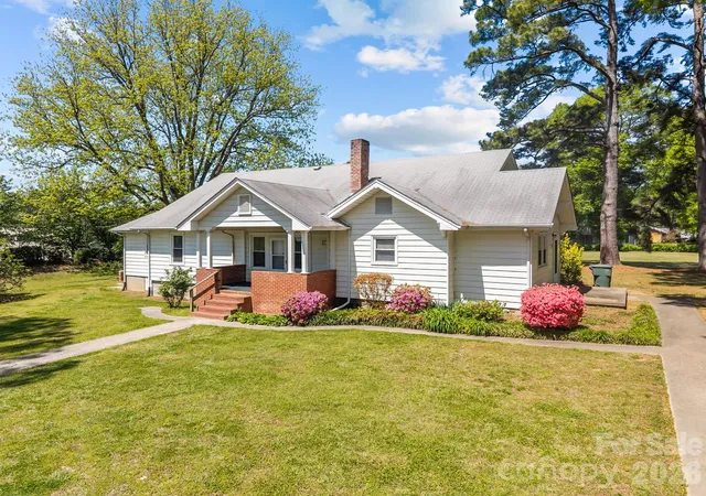 2nd image of 1311 Jenkins Rd, Gastonia, NC 28052 | MLS# 4365183