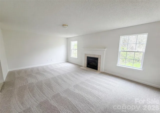 Photo 3 of Single family home for sale at 6620 Iron Brigade Ln, Charlotte, NC 28269 | MLS# 4365216 | Listing updated on 2026-10-01