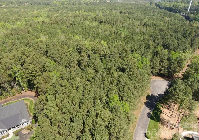 Homes for sale in New London, NC | 123 Summer Lake Dr, New London, NC 28127 | MLS# 4365228