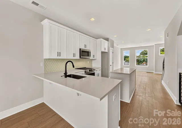 Photo 2 of Townhouse for sale at 146 Red Azalea Ln #26, Charlotte, NC 28217 | MLS# 4365266 | Listing updated on 2026-08-26