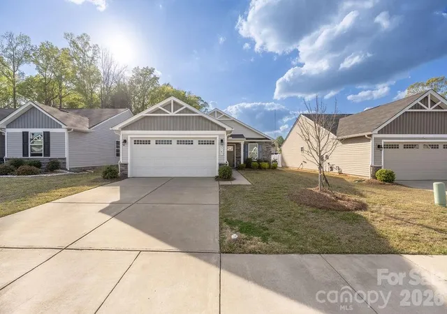 1st image of 9747 Wardley Dr, Charlotte, NC 28215 | MLS# 4365295