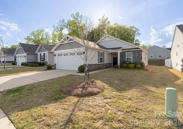 2nd image of 9747 Wardley Dr, Charlotte, NC 28215 | MLS# 4365295