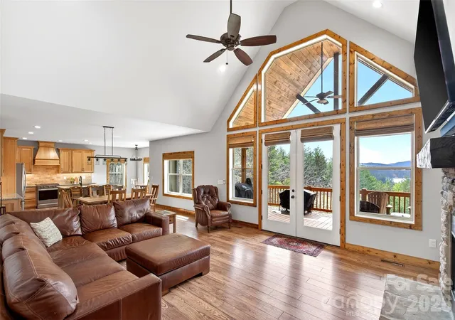 Photo 4 of Single family home for sale at 207 Lake Crst Dr #11, Nebo, NC 28761 | MLS# 4365353 | Listing updated on 2026-09-29