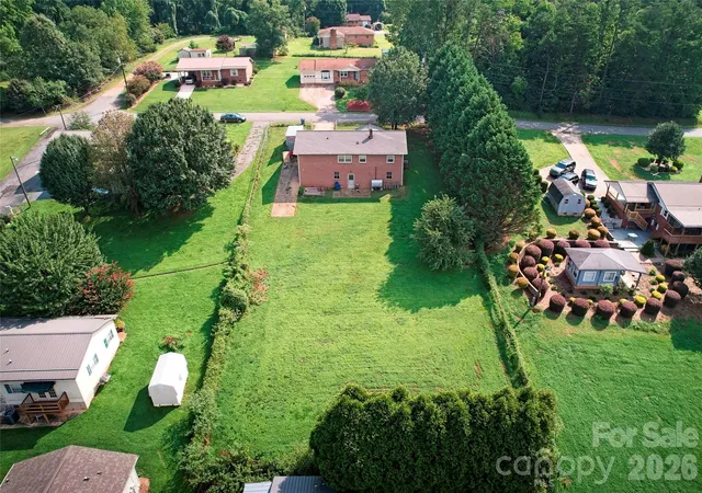 42nd image of 103 Regina Dr, Morganton, NC 28655 | MLS# 4365364