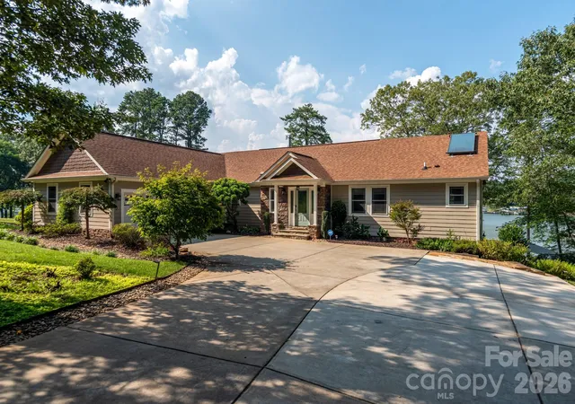 2nd image of 7144 Lynbrook Creek Rd, Denver, NC 28037 | MLS# 4365380
