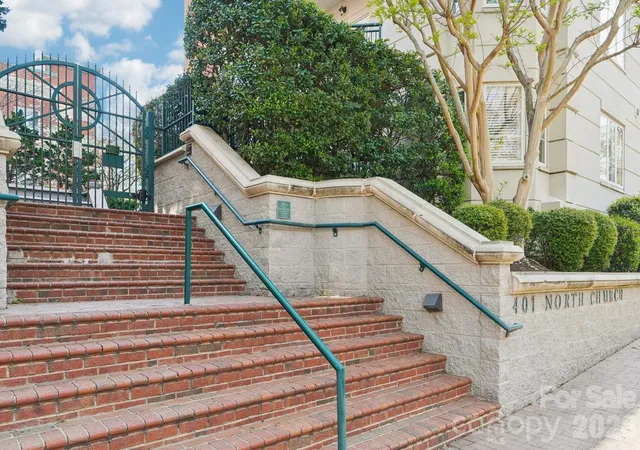 2nd image of 401 N Church St #408, Charlotte, NC 28202 | MLS# 4365420