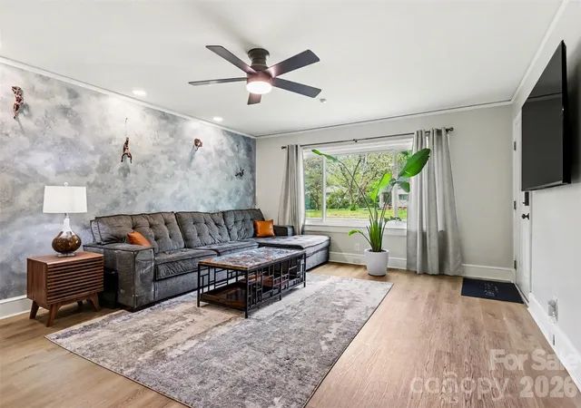 2nd image of 877 S Confederate Ave, Rock Hill, SC 29730 | MLS# 4365450