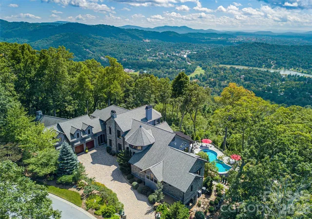 3rd image of 633 Altamont Vw, Asheville, NC 28804 | MLS# 4365453