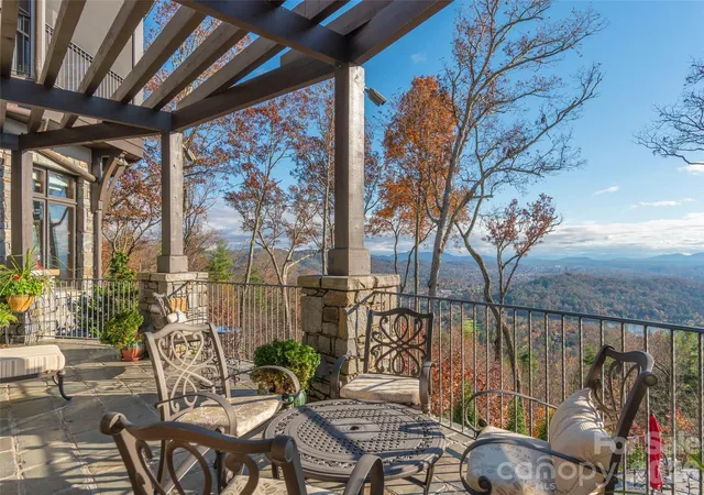4th image of 633 Altamont Vw, Asheville, NC 28804 | MLS# 4365453