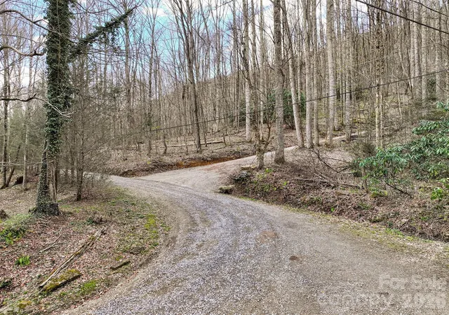 3rd image of 23 Forbidden Cvs, Waynesville, NC 28785 | MLS# 4365458