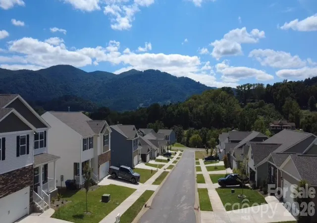 2nd image of 85 Ridgehaven Dr, Waynesville, NC 28786 | MLS# 4365525