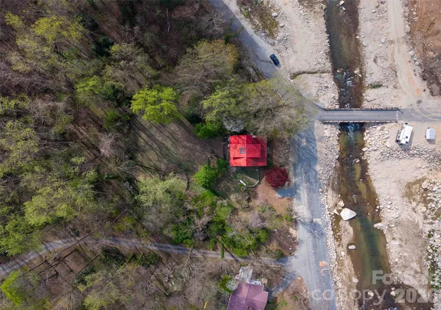 2nd image of 306 Southside Dr, Chimney Rock, NC 28720 | MLS# 4365604