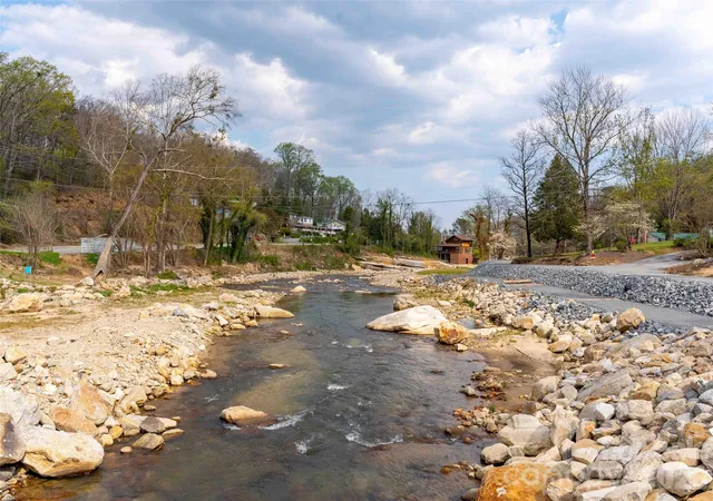 33rd image of 306 Southside Dr, Chimney Rock, NC 28720 | MLS# 4365604