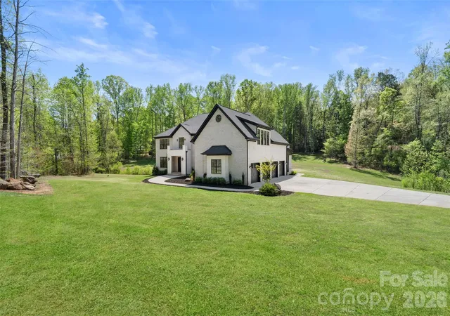 3rd image of 7021 Stirrup Ct, Weddington, NC 28104 | MLS# 4365641