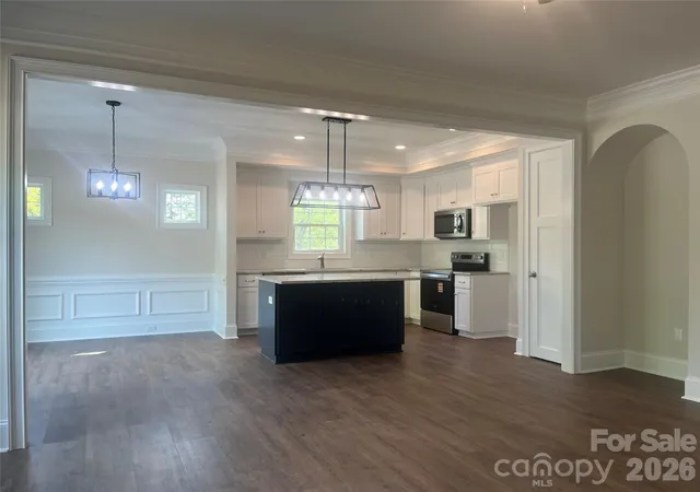 Photo 3 of Single family home for sale at 403 East 21st St, Kannapolis, NC 28083 | MLS# 4365656 | Listing updated on 2026-08-13