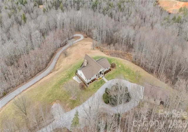 Photo 5 of Single family home for sale at 4937 W Nc Hwy 268, Wilkesboro, NC 28697 | MLS# 4365749 | Listing updated on 2026-08-14
