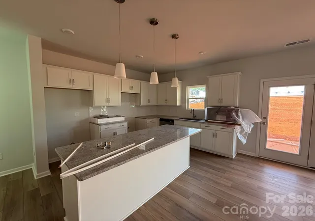 4th image of 1227 Bansal Dr, Charlotte, NC 28215 | MLS# 4365795