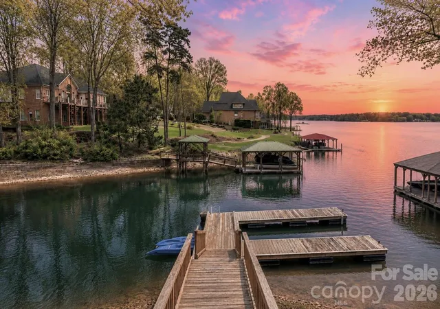 2nd image of 119 Shelter Cove Ln, Mooresville, NC 28117 | MLS# 4365805