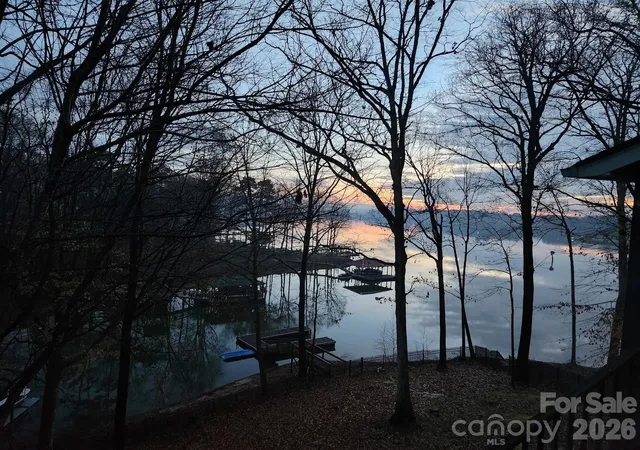 Photo 3 of Single family home for sale at 119 Shelter Cvs Ln, Mooresville, NC 28117 | MLS# 4365805 | Listing updated on 2026-09-23