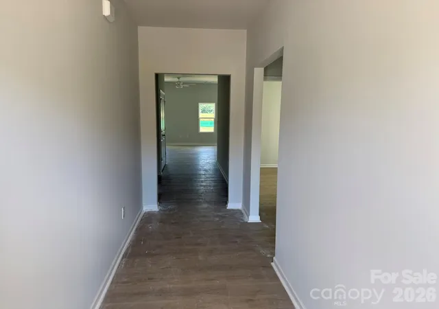 2nd image of 1301 Bansal Dr, Charlotte, NC 28215 | MLS# 4365807