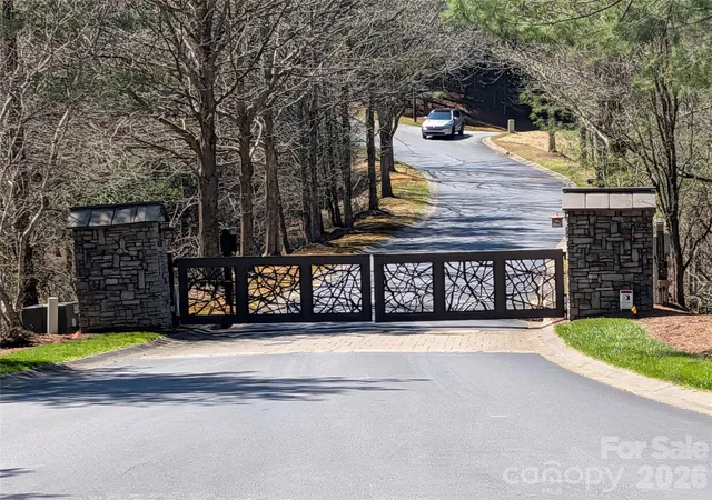 Homes for sale in Horse Shoe, NC | 1094 Mills River Wy, Horse Shoe, NC 28742 | MLS# 4365811