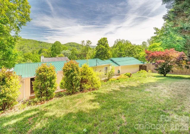 31st image of 64 Haw Creek Cir, Asheville, NC 28805 | MLS# 4365839